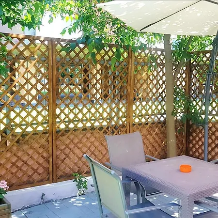 Elegant In - 75 M² With Balcony ורונה
