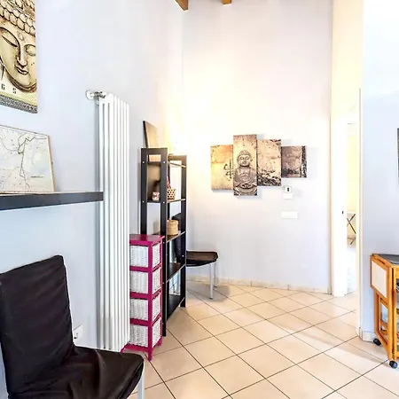 דירה Elegant In - 75 M² With Balcony *