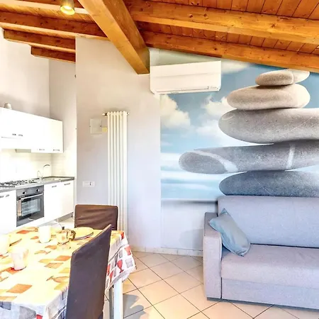 Elegant In 75 M² With Balcony Apartament Werona