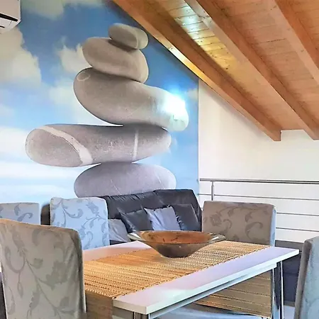 Elegant In - 75 M² With Balcony *