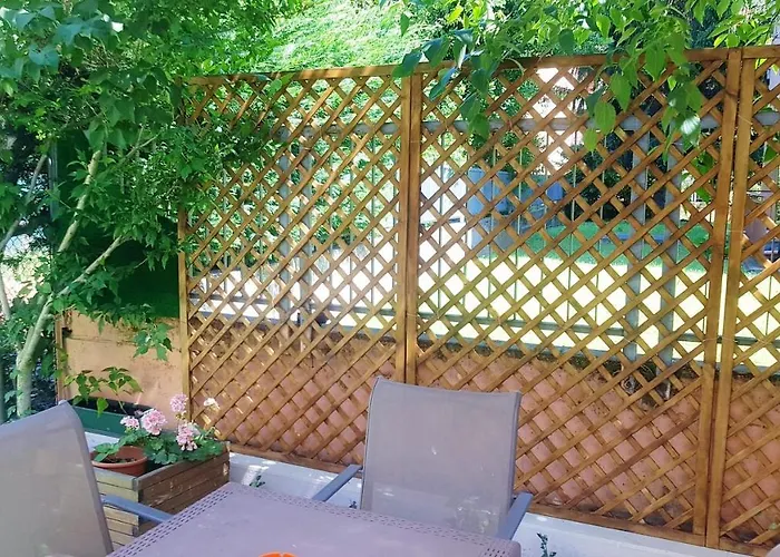 Lejlighed Elegant In - 75 M² With Balcony