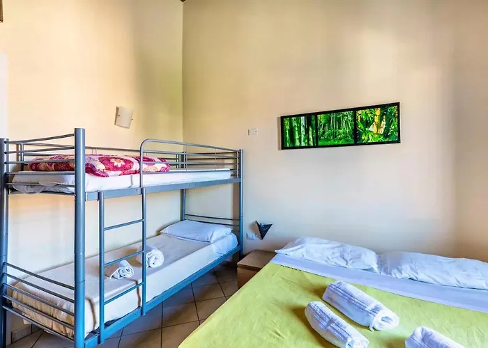 Elegant In - 75 M² With Balcony