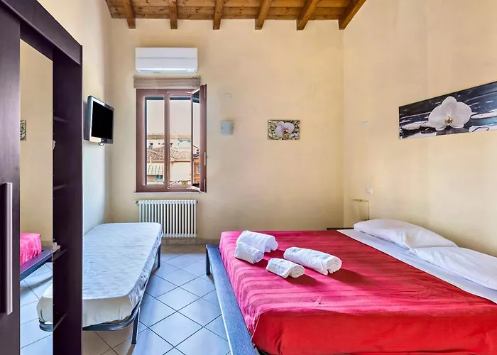 Lejlighed Elegant In - 75 M² With Balcony *